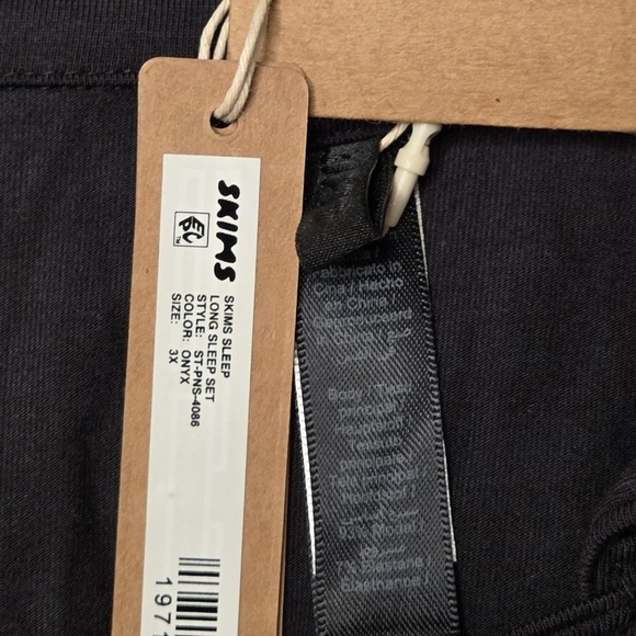 Skims Soft Lounge Sleep Pajamas Top Shirt Onyx Black 3X NWT - Picture 3 of 3